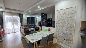 midori the view tầng 23, 62 m² view hồ bơi, full nội thất xịn xò 2,5 tỷ