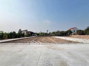 bán đất ngay sát khu vực chợ chiều mỹ đức - cách trục đường nhựa 100m - ô tô đỗ tại cửa