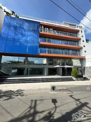 tòa building ung văn khiêm bt - dt 23 x 20m - cn 2.700m2 - hầm - 7 tầng - hđt 500 triệu - giá 110 t