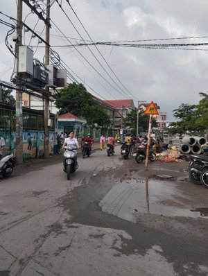 đất 90m2 4x23, shr, đường 898, p phú hữu, tp thủ đức (5tỷ190)