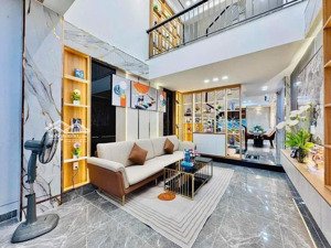 giá ưu đãi 1,7 tỷ là sở hữu nhà đ.nguyễn văn tiết, p.lái thiêu,thuận an cách aeon bình dương 5p.