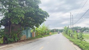 siêu phẩm bám hồ đẹp tại cư yên hoà bình (nay là phú thọ)
