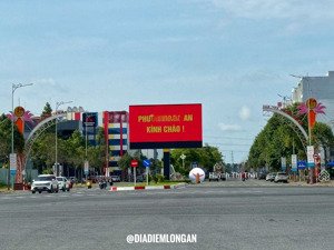 chính chủ bán nền đất phường 6 tân an sát aeon tân an sổ hồng riêng