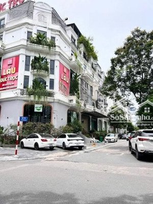 hiếm liền kề dịch vọng hậu 100m2x5t - lô góc - vỉa hè - kd sầm uất - ô chờ thang máy - giá 58.7 tỷ