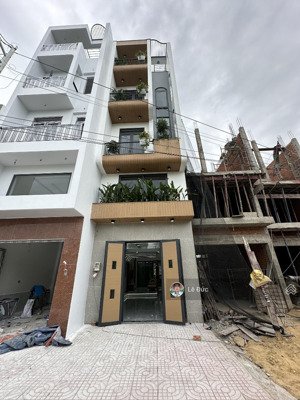 bán nhà mới xây trong kdc cầu cả bốn, ngay ngã tư ga