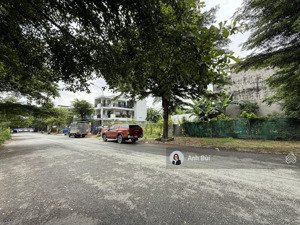 hàng hiếm kdc nam long thủ đức, lô biệt thự dt 200m2(10x20) , đường lớn d6, giá chỉ 85tr/m2