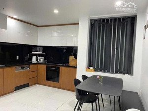 nhà phố 1 trệt 2 lầu mới đẹp gần chợ bình chánh, đường đinh đức thiện