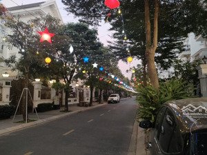 bán căn biệt thự góc khu cityland garden emart, dt: 6 x 21m