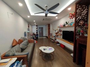 chính chủ cần bán căn hộ tòa nhà flc 265 cầu giấy, dt 96.8m2, 2 pn, 2 vs, full nội thất. giá 8.2tỷ