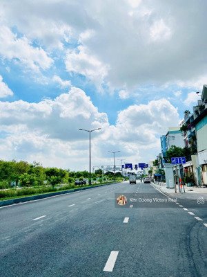 bán nhà hxh 10m có lề nguyễn đức thuận thông đường c12 - nhà ga t3 - dt 4x13m 2 tầng - 9.5 tỷ tl