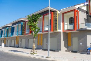 bán căn shophouse ngang 7m giá 6,460 tỷ sun casa central