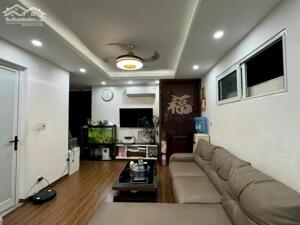 Bán chung cư ban cơ yếu CP 51 Quan Nhân 73m 2pn 2vs full đồ nhà đẹp giữ gìn sẵn ở