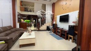 nhà đẹp 3 tầng nam việt á gần sông dt 100m2 đường 7,5m , vị trí đắc địa , giá cực tốt