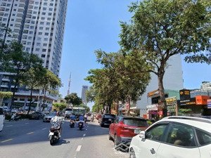 mt trần hưng đạo đối diện cá chép hoá rồng khu vip bậc nhất đà nẵng.