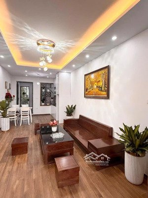 bán nhà tập thể gần học viện tài chính 100m2, 3 ngủ, sổ đỏ, ở ngay, giá rất tốt vẫn có thương lượng