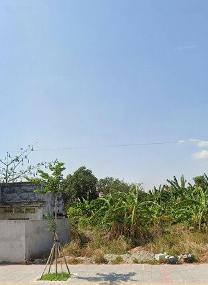 chủ gửi bán lô đất mặt tiền kinh doanh đường nguyễn huệ, phú mỹ, brvt diện tích 95m2 full thổ cư