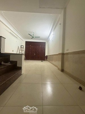 bán nhà 4t 60m2 mt 6m giá chỉ 6,9 tỷ ô tô đỗ cửa thạch cầu - long biên