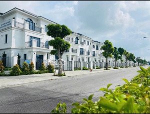 tìm chủ nhân cho căn biêt thự hướng đông nam đẹp rẻ nhất dự án
