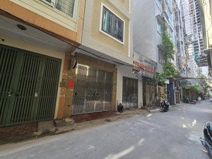 bán nhà riêng phố trần quốc hoàn - dịch vọng hậu, 40m2, 6 tầng, ô tô tránh, giá 15.3 tỷ. 