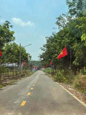 bán lô đất sào mặt tiền ngang 20m tại bình dương, 1139m2 giá 490 triệu shr. gọi số 