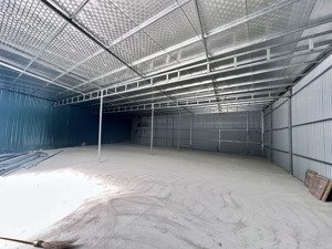 300m kho xưởng riêng biệt khu vực đại kim cần cho thuê, giá 100k/m