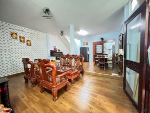 bán nhà dương quảng hàm, gò vấp- đh văn lang- 1 đời chủ lâu đời (dt: 109m2+2 tầng) giá: 8,4tỷ tl