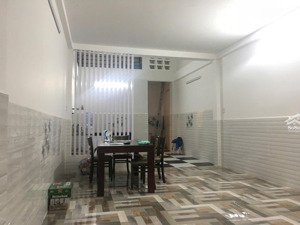 bán nhà đường trịnh đình thảo, 4m x 18.45m, 1 trệt lửng giá 7,2 tỷ