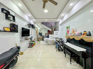 bán nhà hẻm 2 xe hơi nhau đường số lý phục man, ,phường bình thuận, quận 7, dt=4x16, 2laugiá:7,7ty