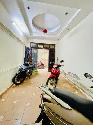 bán nhà phố định công - 40m2* 5 tầng - hai thoáng - gần ô tô - gần phố