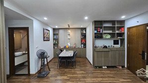 chính chủ cho thuê căn 3 ngủ chung cư goldmark 136 hồ tùng mậu