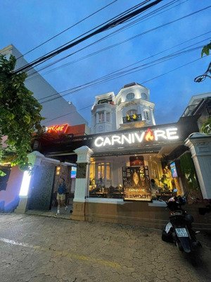 cho thuê nhà mặt tiền đường nguyễn văn hưởng, quận 2 diện tích 9x25m, kết cấu trệt 3 lầu, giá 146tr