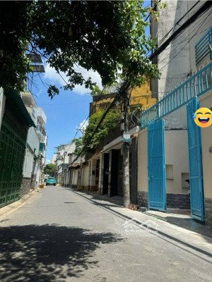 bán nhà hxh bạch đằng,73m2,4 lầu btct , ngang hơn 6 , 8pn,8wc, doanh thu 40tr/tháng nhỉnh 12tỷ