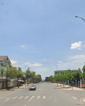 siêu phẩm đất full thổ cư mặt tiền đường hùng vương, tp. phú mỹ