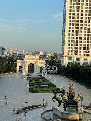 cho thuê căn góc 3pn đẹp nhất toà r3 royal city ! hàng hiếm
