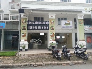 cho thuê mặt bằng 150m2 tại phú mỹ hưng, tân phong, quận 7, giá cực chất 30 triệu vnd