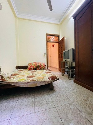 nguyễn khánh toàn - 42m - 4 tầng - mt 3.1m - 9.7 tỷ