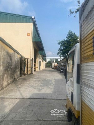 cho thuê kho, xưởng 750m2 thạch bàn, long biên, hà nộ. lh: 