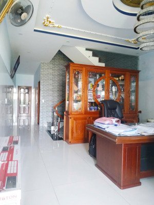 cho thuê nhà / mở cty 4 tầng mặt tiền 29/3 hòa xuân gần nguyễn phước lan.