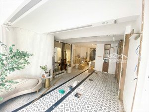 cho thuê nhà mặt tiền kinh doanh đường võ văn tần, quận 3. giá chỉ 45 triệu