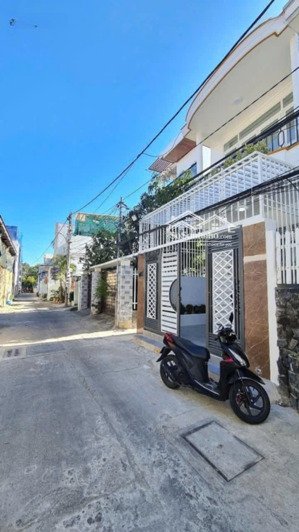tpbank phát mãi căn nhà do chủ gánh lãi không nổi - 105m2 - giá 1tỷ150 - tân kiên - bình chánh