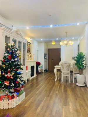 bán gấp cc 2pn, 86m2 tại viễn đông star, giá tốt 4,4 tỷ vnd