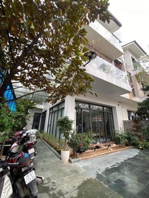 bán biệt thự an vượng villa 4 tầng, 225m2, full nội thất 5 sao trung tâm hà đông, hơn 50 tỷ