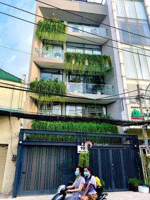 bán toà nhà trường chinh, p12, q.tân bình dt:8,5x19 cn:155m2 kc:hầm 8 tầng giá: 34 tỷ