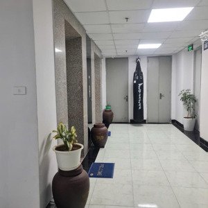 chính chủ bán căn hộ ct1, thành phố giao lưu, 54m2, mt 5m. giá 3,96 tỷ