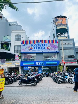 ngay khu đại học sầm uất, mt điện biên phủ ngang to 8.6x25m-191m2, xd 7 tầng. hđt 150tr. giá 48 tỷ