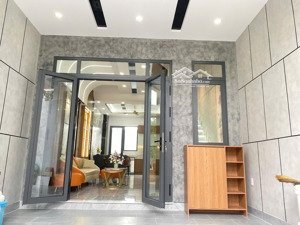 bán căn mặt tiền 4 tầng - thu nhập sẵn 30tr/tháng - đs 11 - gần ga metro - chỉ 11 tỷ