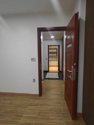 nhà đẹp lê lai, ngay cạnh công viên , ô tô vào nhà