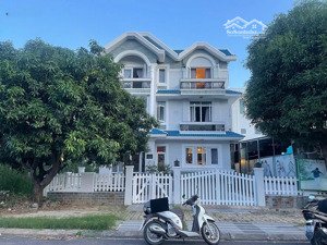 biệt thự an viên nha trang-. khu đô thị đẳng cấp - cách biển 200 m
- diện tích:180m,ngang12m*15