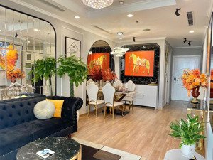 cut lỗ 3.8 tỷ căn 60 m2 - 2pn - 2 wc chung cư vinhomes symphony tầng trung lh: 