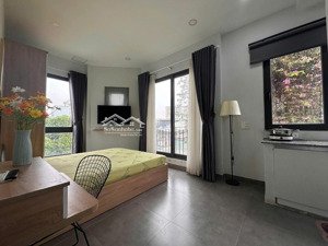 căn hộ full nội thất ban công gần công viên lê văn tám - công viên tao đàn - dinh độc lập quận 1